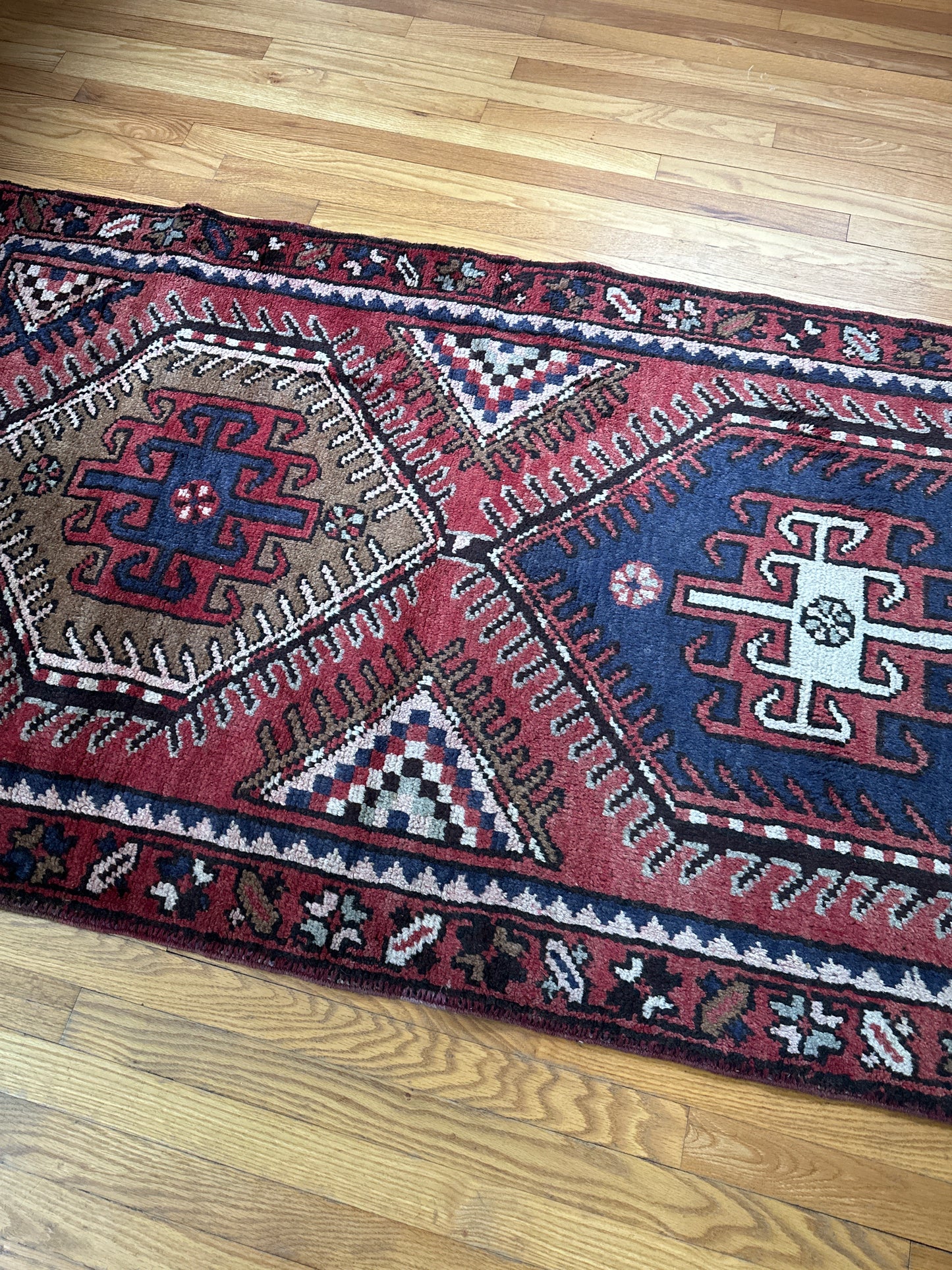 Number 1372 - 3’4” x 9’9”