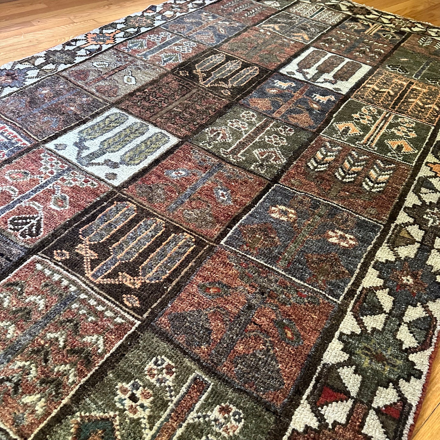 Number 1450 - 5’2” x 9’2”