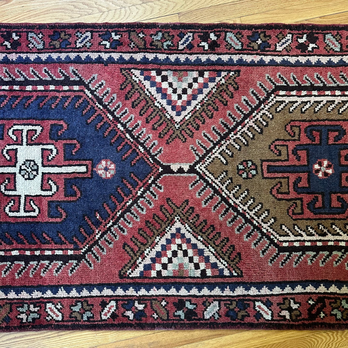 Number 1372 - 3’4” x 9’9”