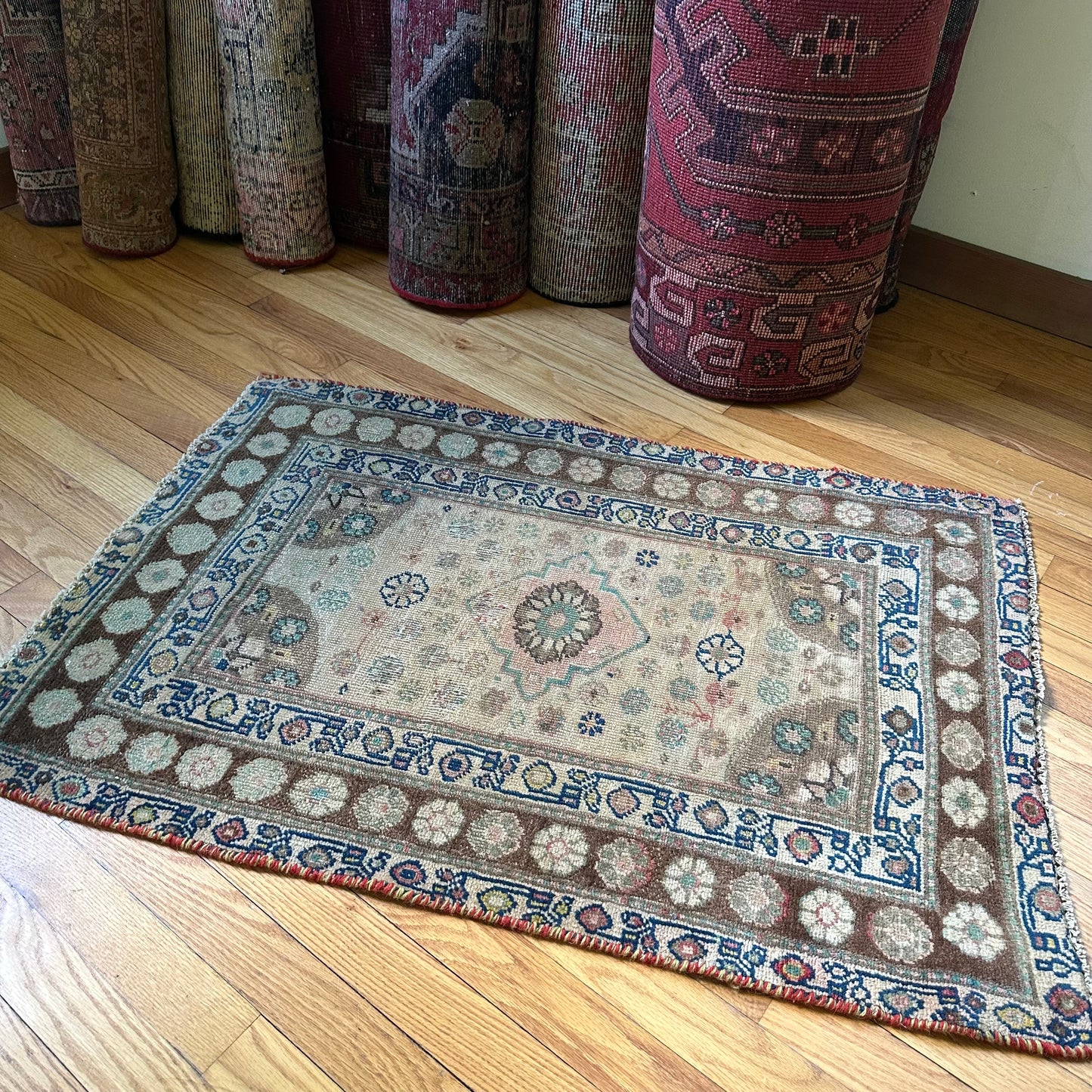 Number 1445 - 2’3” x 3’4”