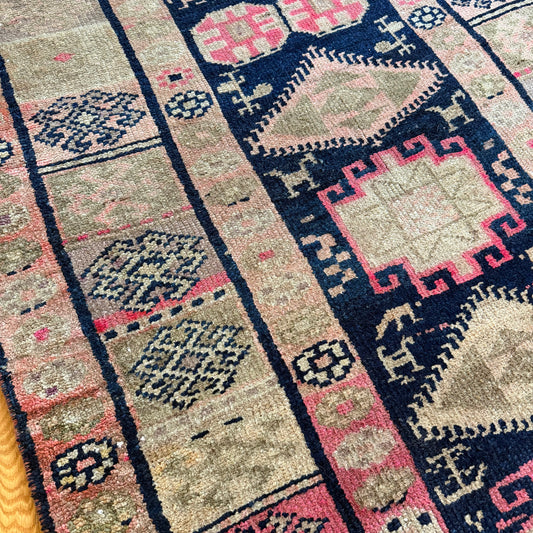 Number 1549 - 3’10” x 8’4”