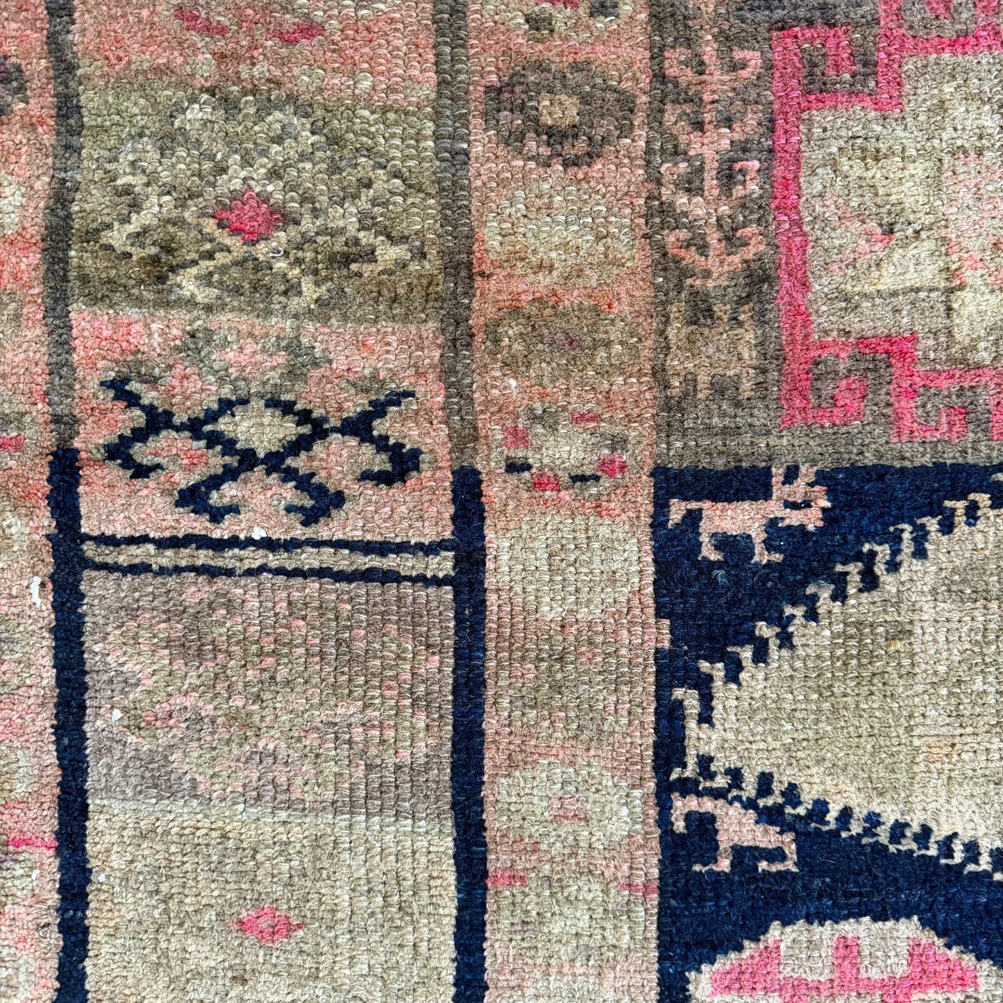 Number 1549 - 3’10” x 8’4”