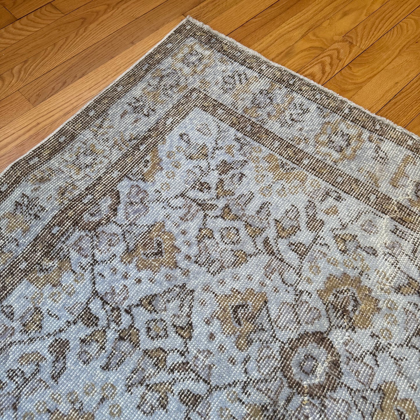 Number 1577 - 3’10” x 6’11”