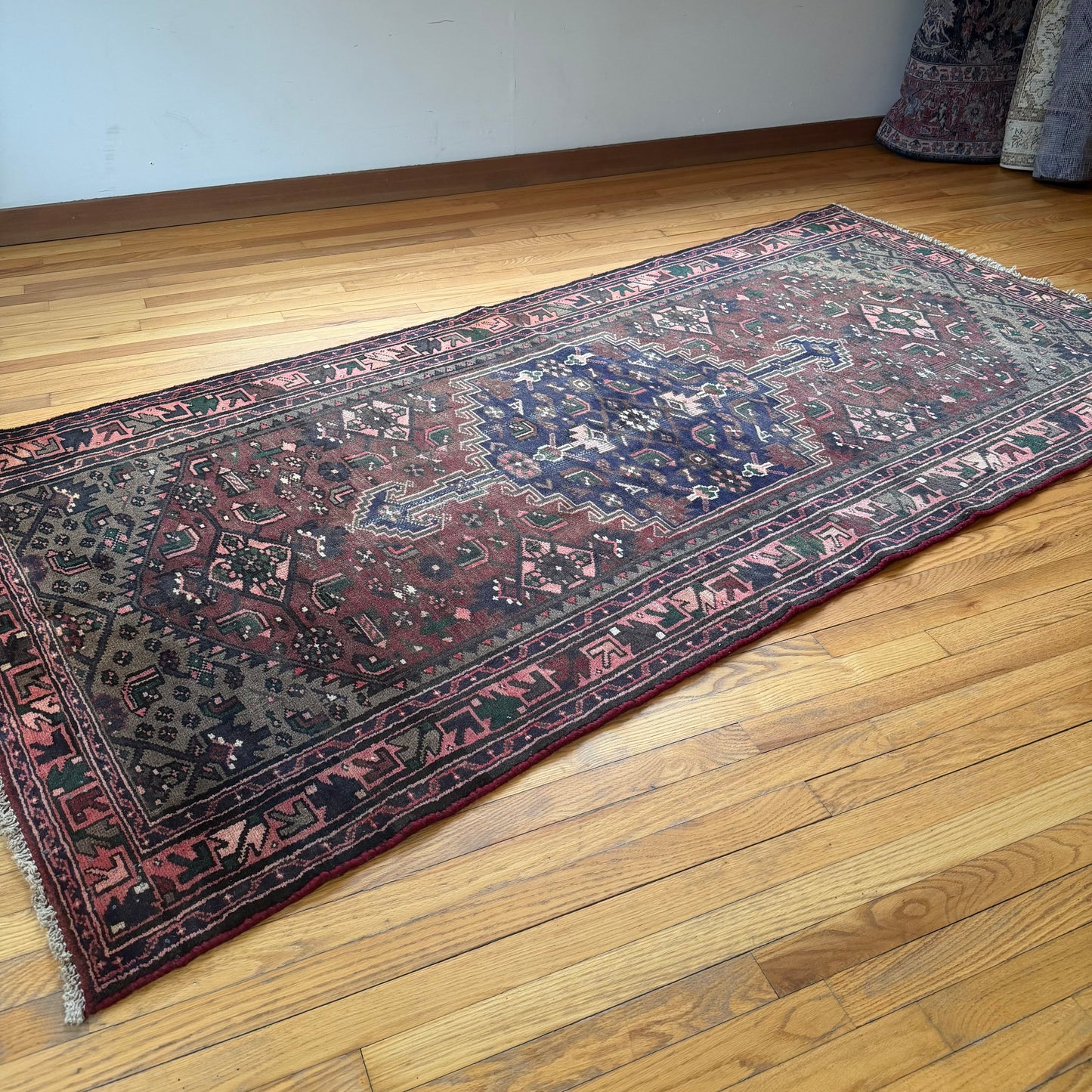 Number 1613 - 3’10” x 8’1”