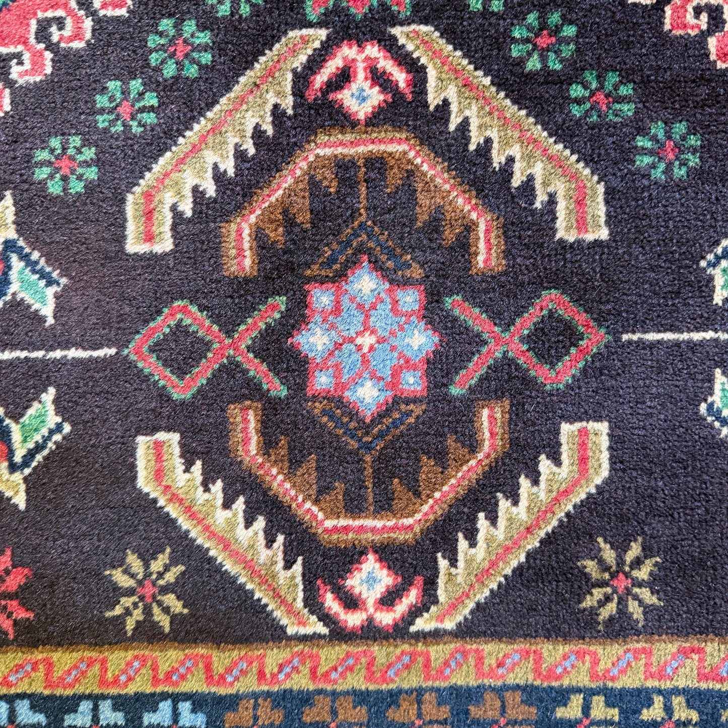 MHV 1879 - 2’11” x 4’7”
