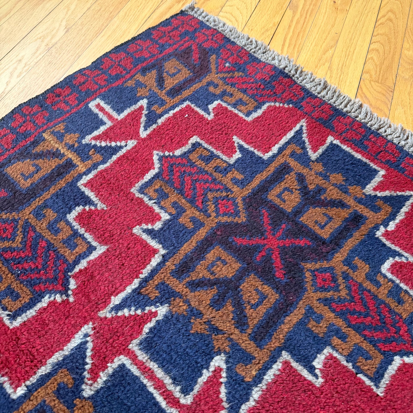 Number 1599 - 2'9" x 4'6"