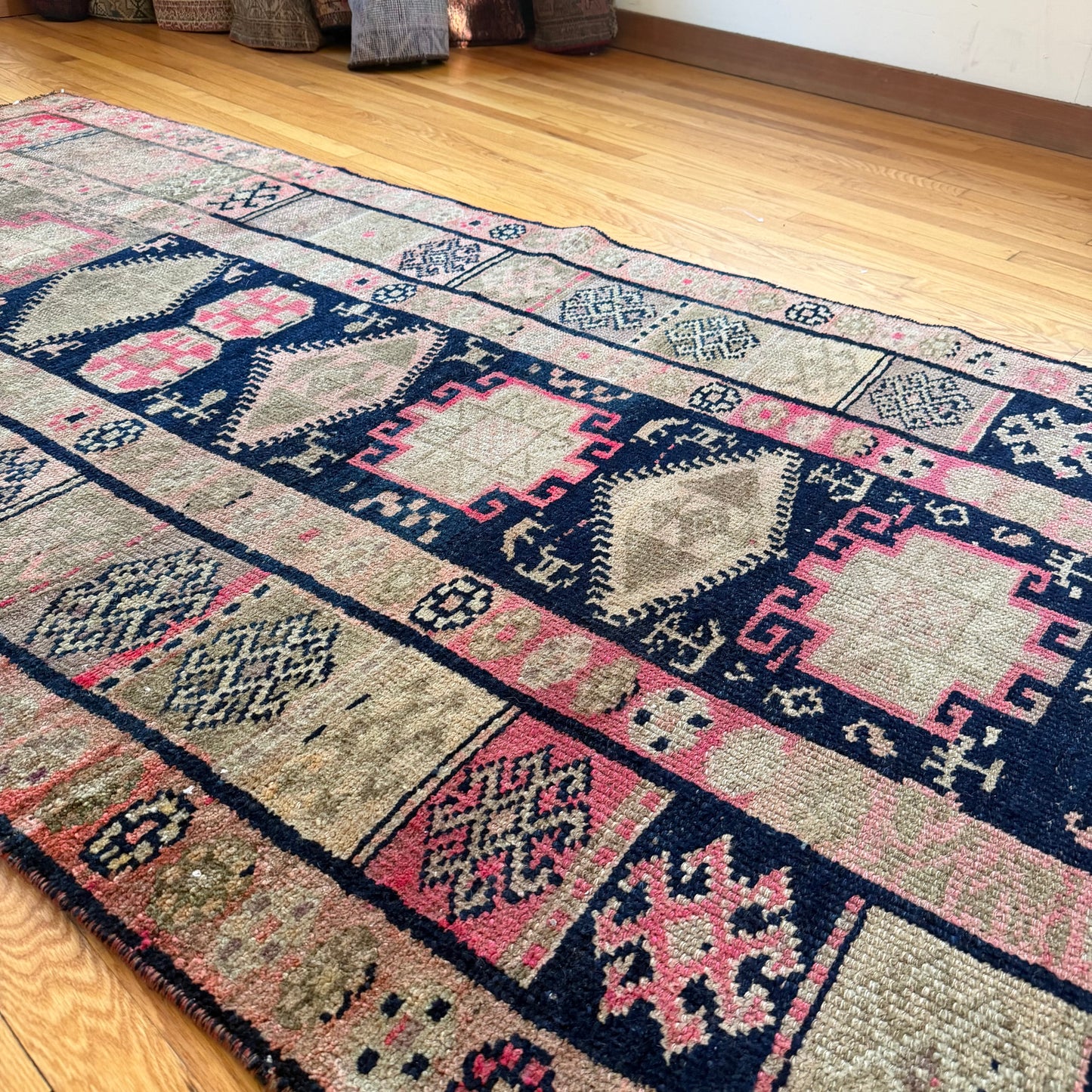 Number 1549 - 3’10” x 8’4”