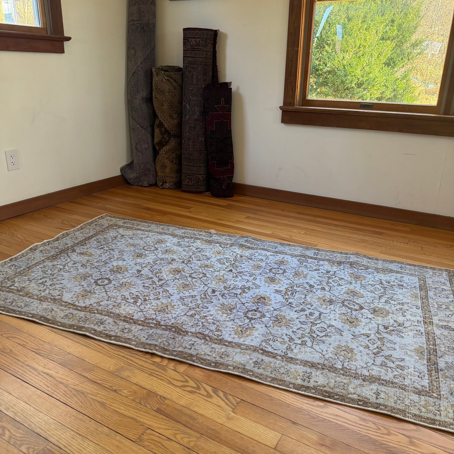 Number 1577 - 3’10” x 6’11”