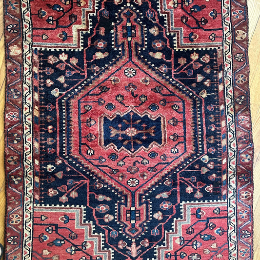 Number 1451 - 2’10” x 4’6”