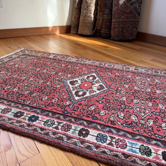 Number 1652 - 2'6" x 4'5"