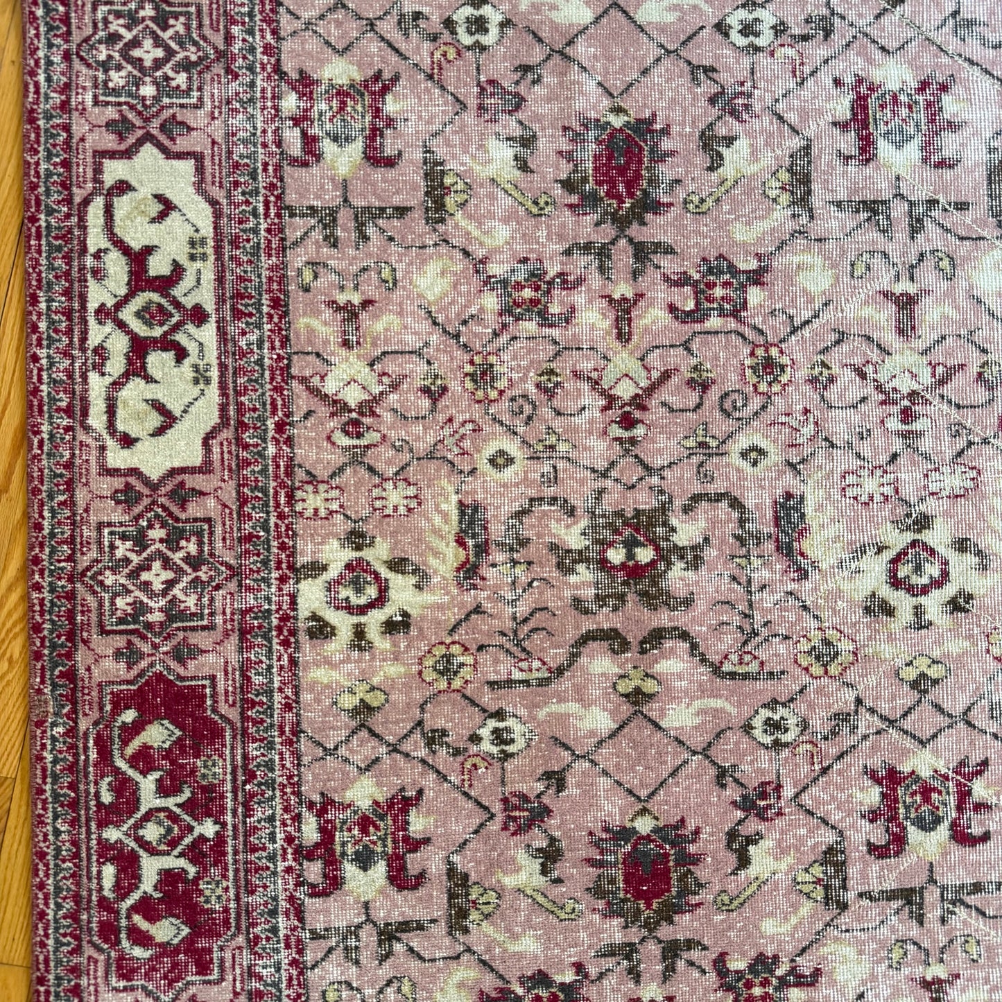 Number 1580 - 6’6” x 10’10”