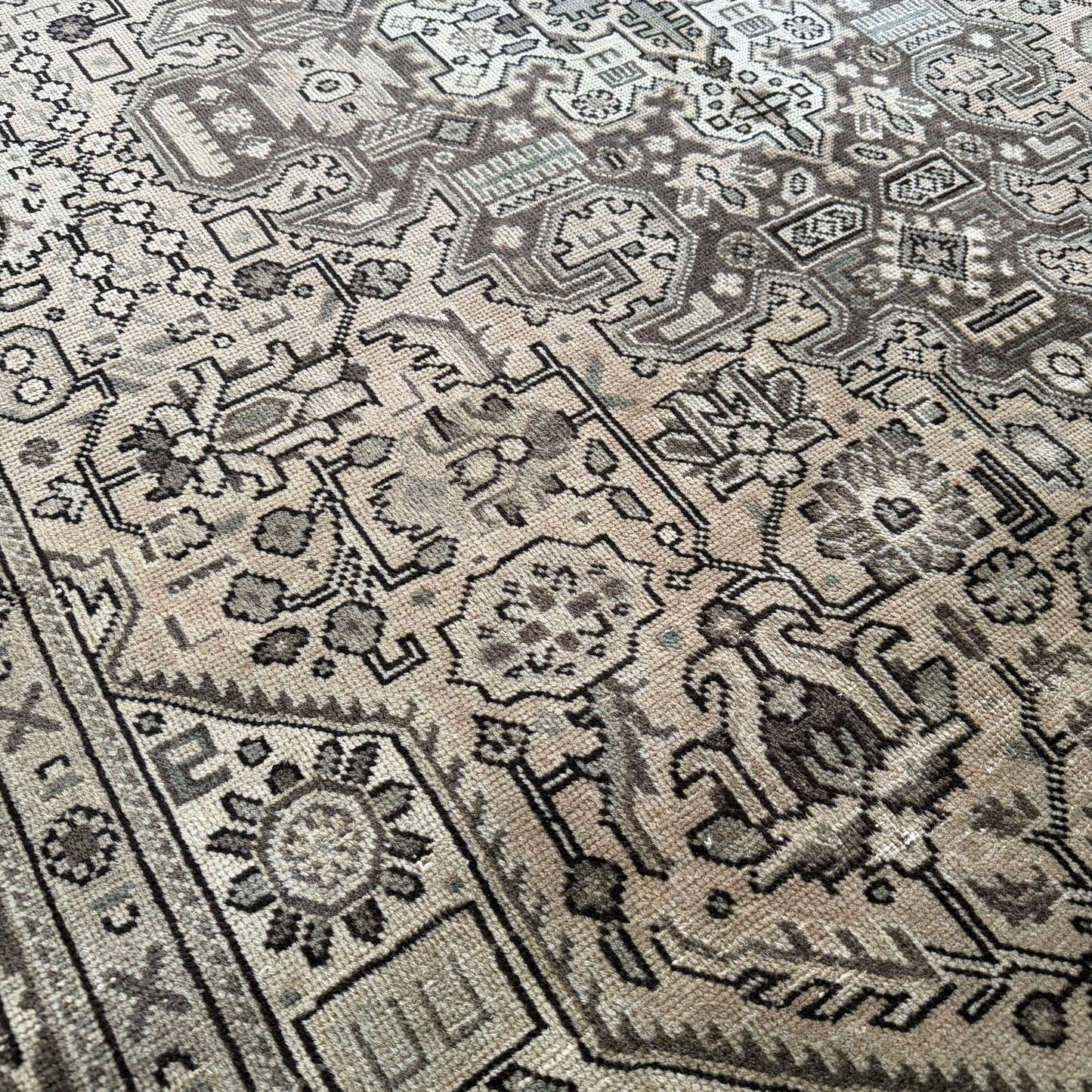 Number 1592 - 6’2” x 10’4”