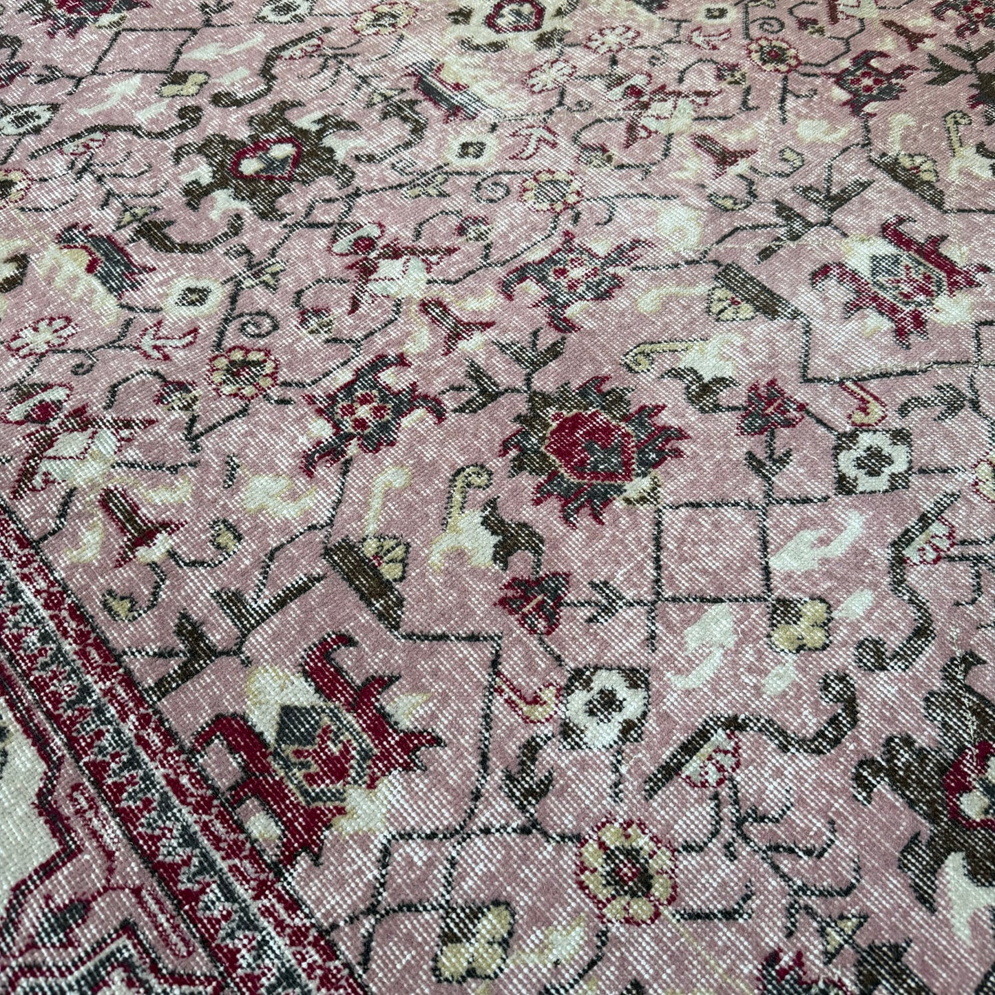 Number 1580 - 6’6” x 10’10”