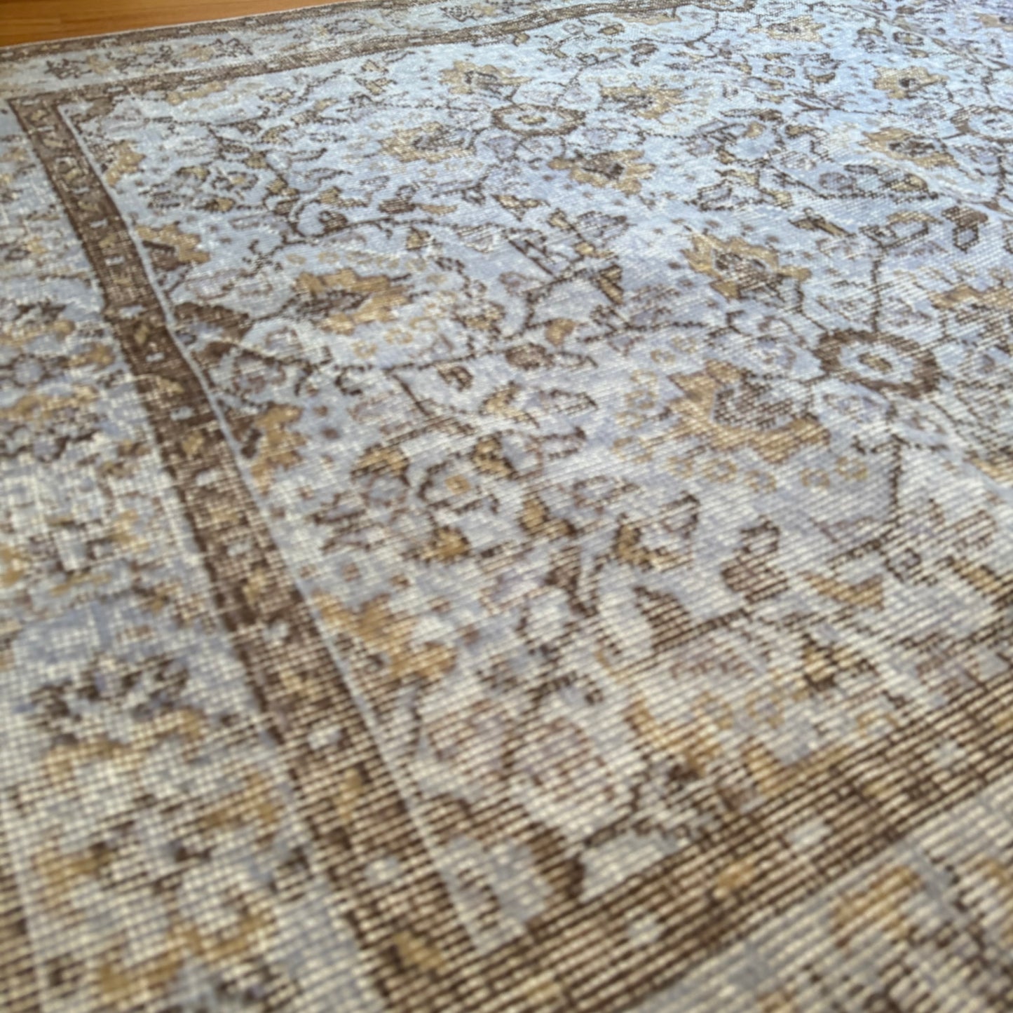 Number 1577 - 3’10” x 6’11”