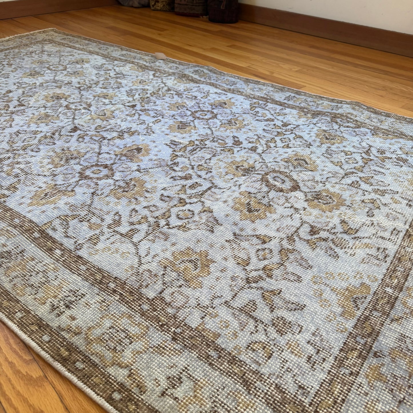 Number 1577 - 3’10” x 6’11”