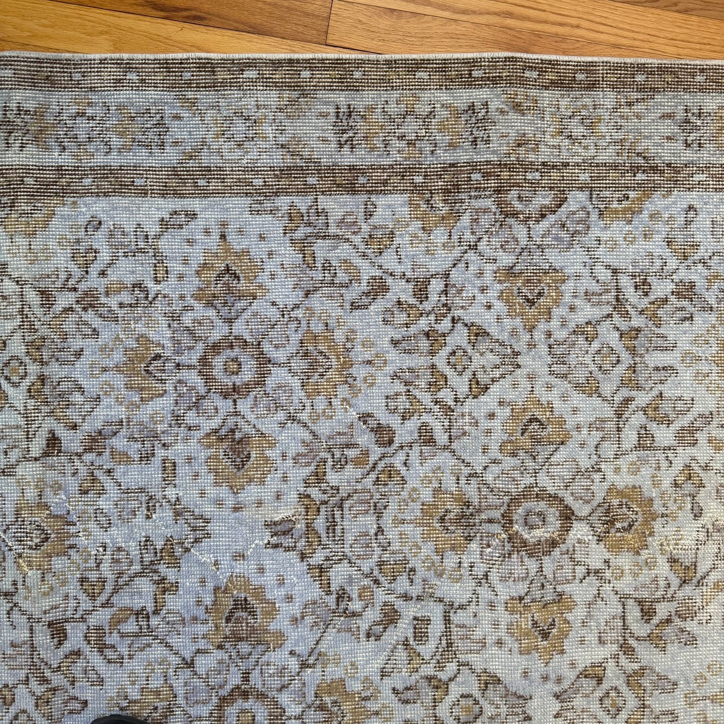 Number 1577 - 3’10” x 6’11”