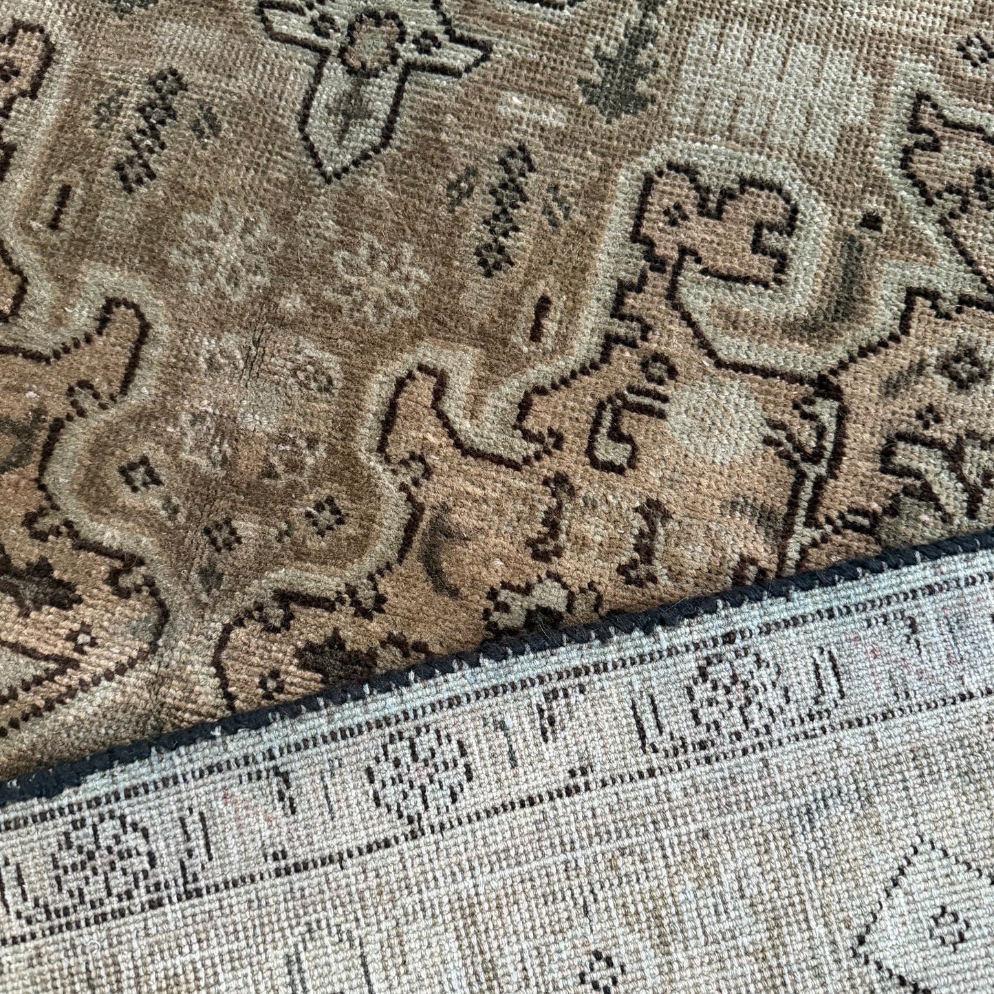 Number 1592 - 6’7” x 9’5”