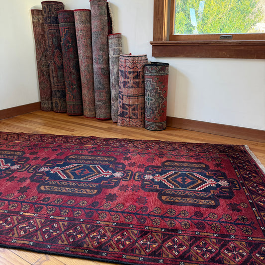 Number 1715 - 3’8” x 6’10”