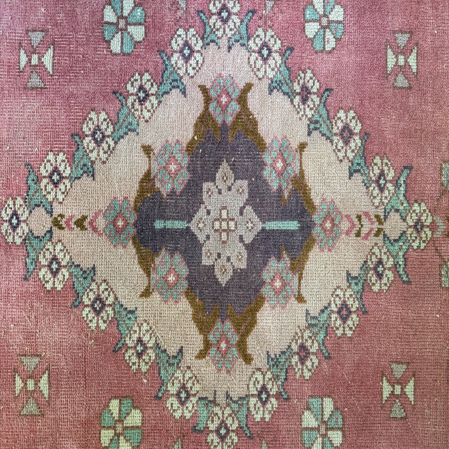 Number 1923 - 5’5” x 7’4”